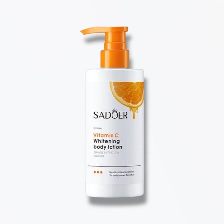 SADOER – Vitamin C Whitening Body Lotion 🍊 لوشن الجسم بفيتامين C لتفتيح وترطيب البشرة  ⸻